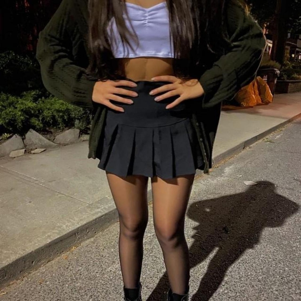 American apparel pleated skirt